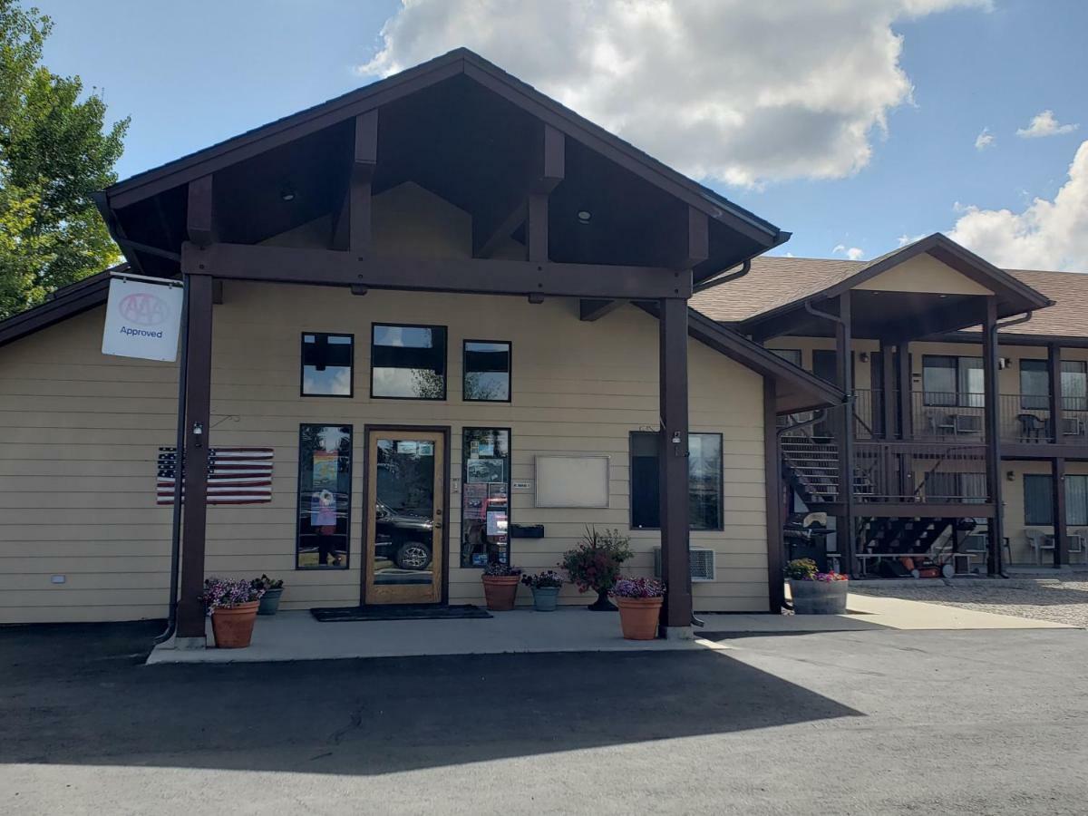 Red Bear Inn Ennis Eksteriør billede